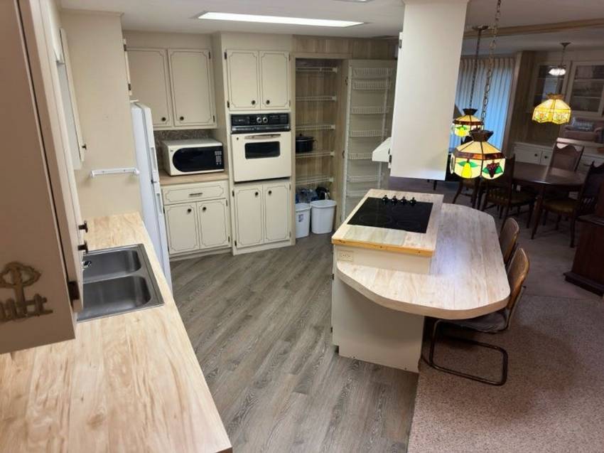 158 Palmetto Drive a Haines City, FL Mobile or Manufactured Home for Sale